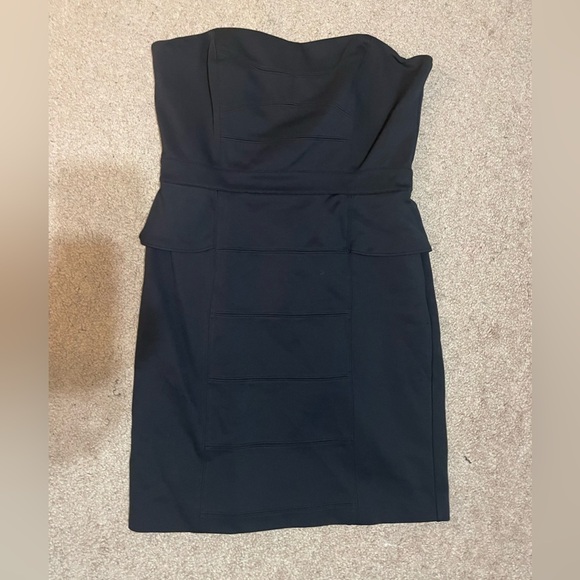 White House black market black strapless mini dress size 6 - Picture 3 of 9